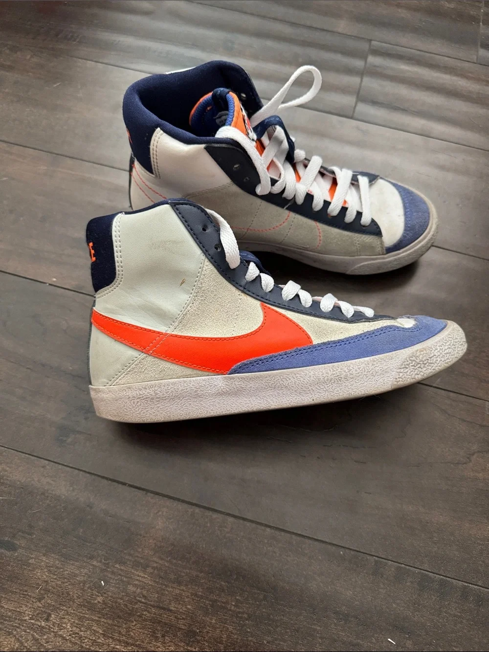 Nike High-Top Sneakers in White, Navy & Orange